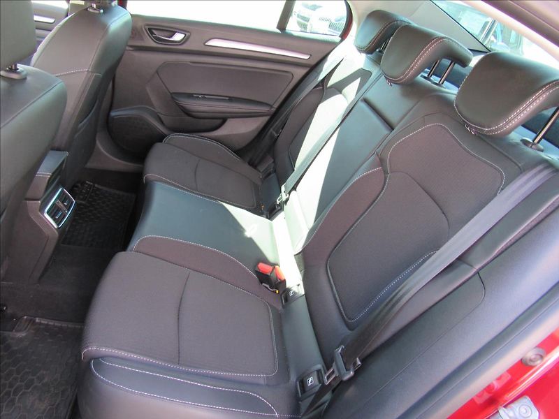 Renault Mégane 1,3 TCe GrandCoupé Techno - fotka 10 z 32