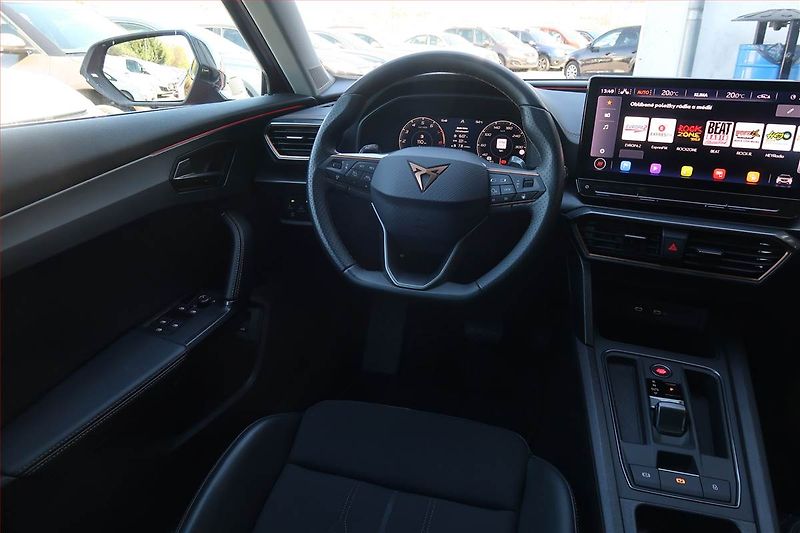Cupra Formentor (2023) 1.5 TSI - fotka 7 z 20