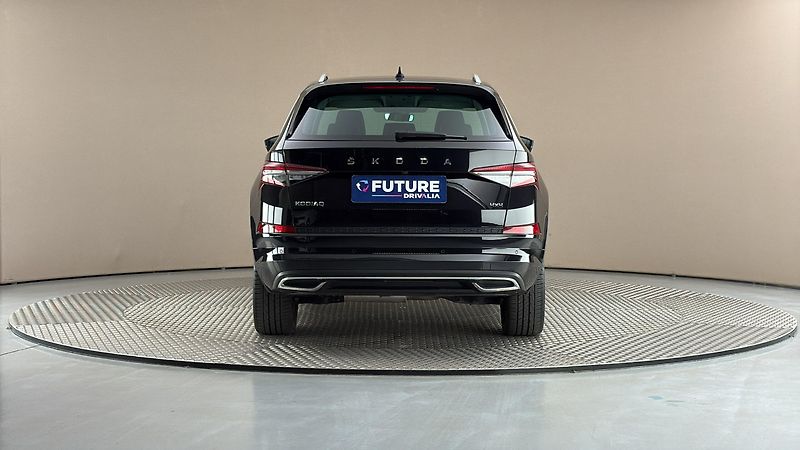 Škoda Kodiaq 2.0 TDI DSG 4x4 L&K - fotka 5 z 33