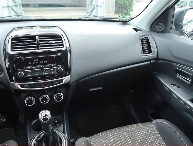 Mitsubishi ASX (2014) 1.6 MIVEC, ČR,1.maj - fotka 8 z 15