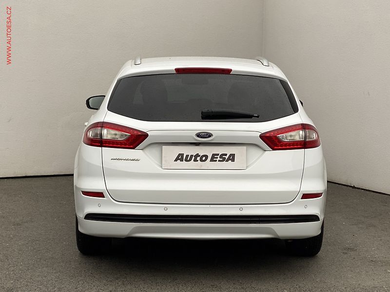 Ford Mondeo (2017) 2.0 TDCI, ČR, AT, navi, LED - fotka 5 z 17