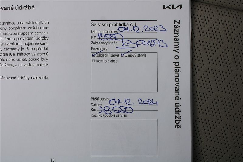 Kia Sorento 1,6 HEV  ČR,4x4,A/T,DPH,TOP - fotka 48 z 49