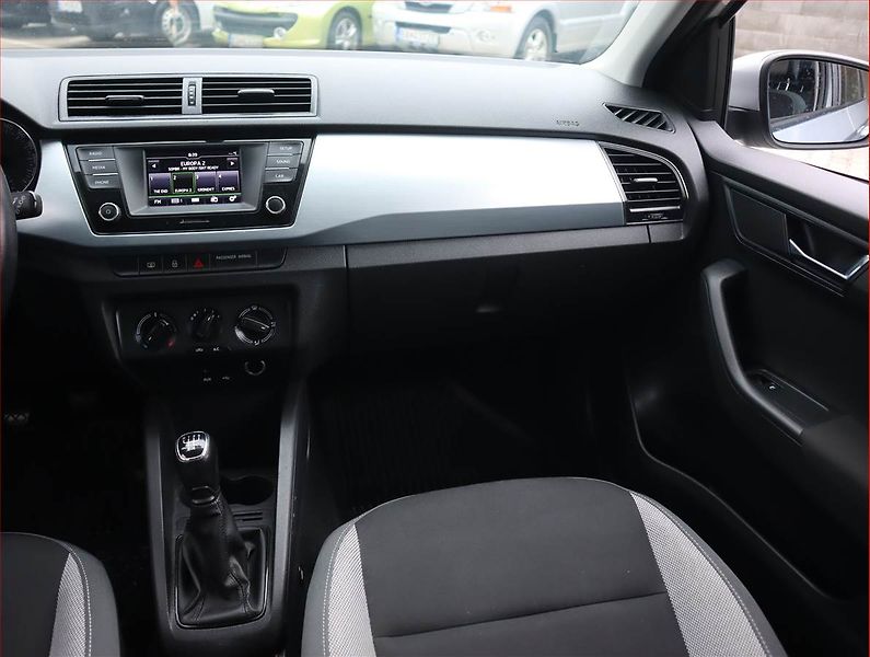Škoda Fabia (2016) 1.2 TSI, Serv.kniha, Tempomat - fotka 8 z 18