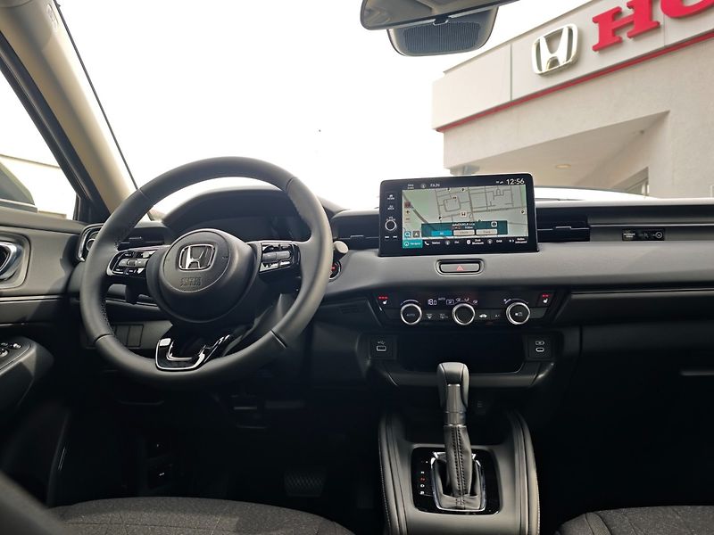 Honda HR-V (2026) 1.5 eHEV Elegance REZERVACE - fotka 16 z 40