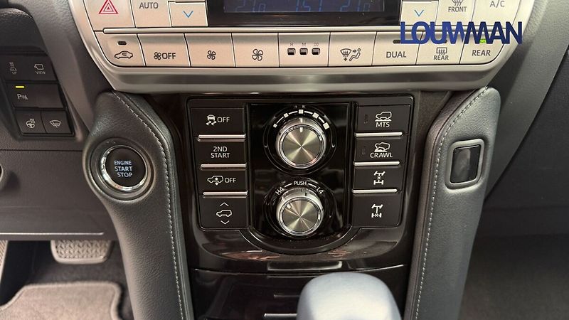 Toyota Land Cruiser AT EXECUTIVE - fotka 8 z 24
