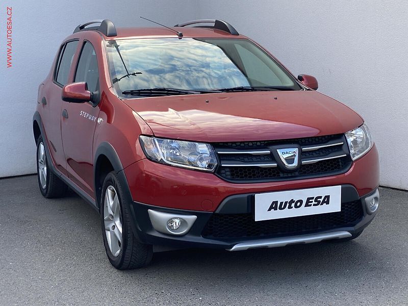 Dacia Sandero (2014) 0.9 TCe, Stepway, AC, park - fotka 1 z 18