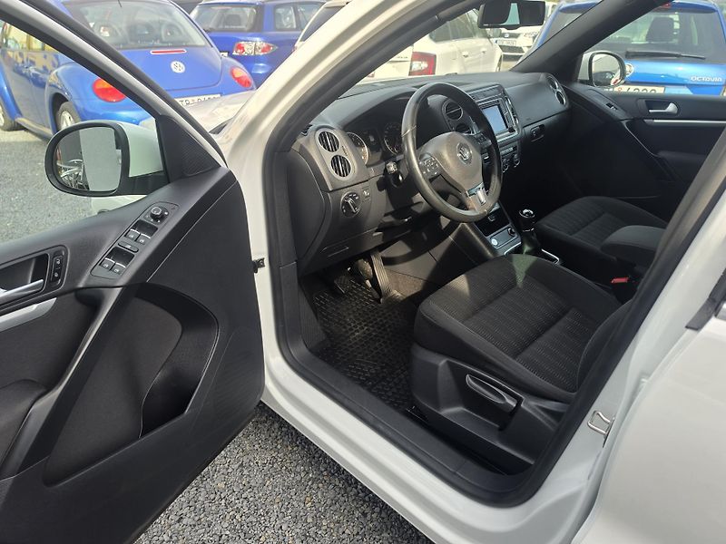 Volkswagen Tiguan 1.4 TSi Led Navi TZ Kei  - fotka 15 z 19