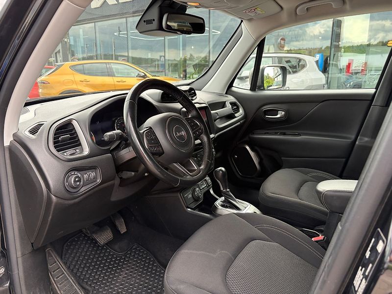 Jeep Renegade 2.0 Mjet 140k Limited 4x4 AT - fotka 4 z 8