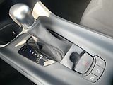 Toyota C-HR COMFORT 1,8 HYBRID 90kW AT - náhled 24