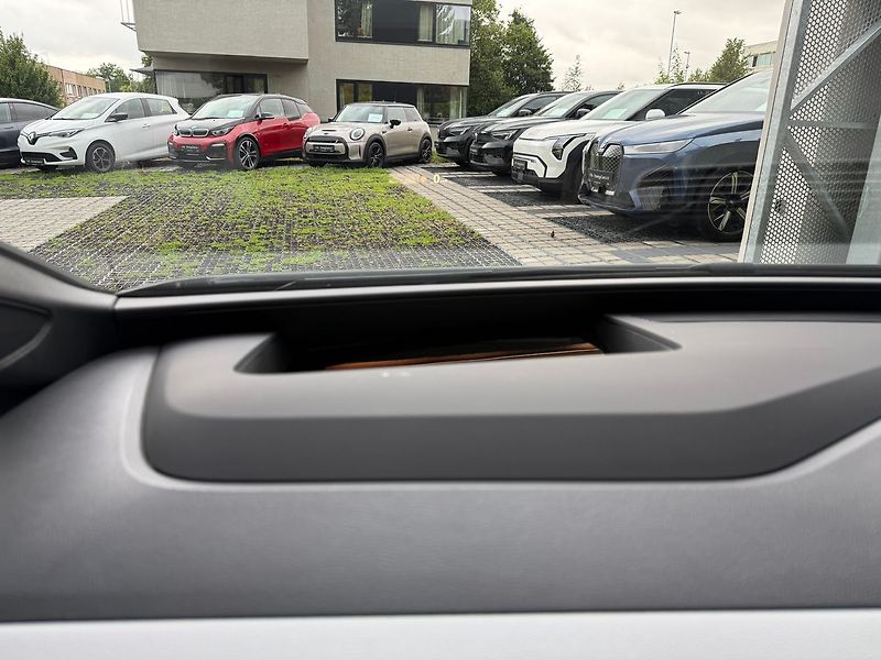 Volkswagen ID.3 1ST MAX 62kWh Panorama - fotka 18 z 41