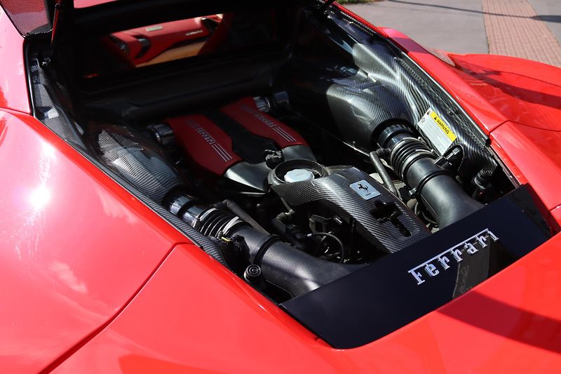 Ferrari 488 (2019) 488 GTB | 1. Majitel | ČR  - fotka 30 z 75