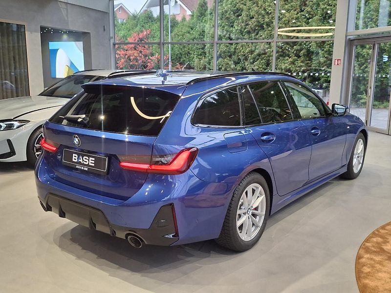 BMW Řada 3 320d xDrive Touring M-Sport - fotka 7 z 29