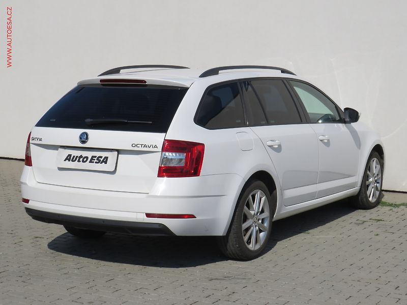 Škoda Octavia (2018) 1.6 TDi, ČR, Ambition - fotka 4 z 19