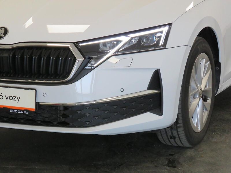 Škoda Octavia - fotka 9 z 24