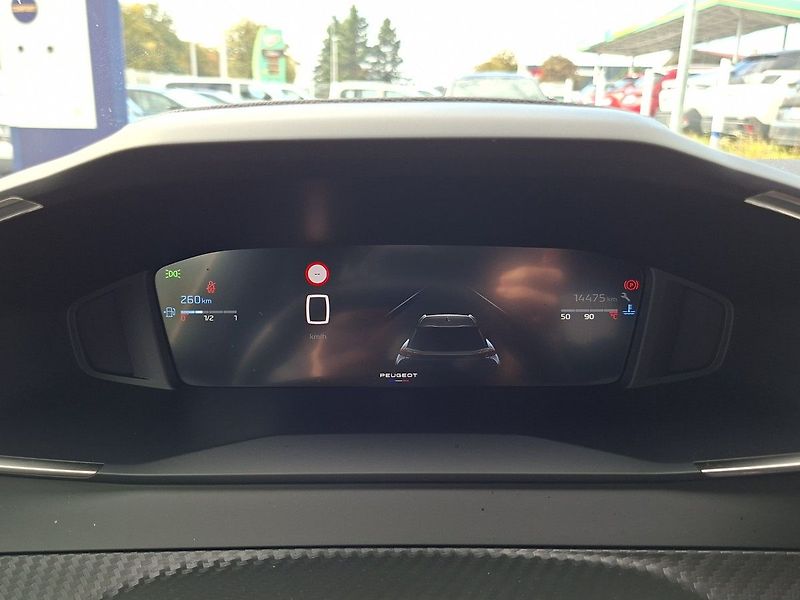 Peugeot 2008 ALLURE 1,2 PT 100k M6 - fotka 17 z 26