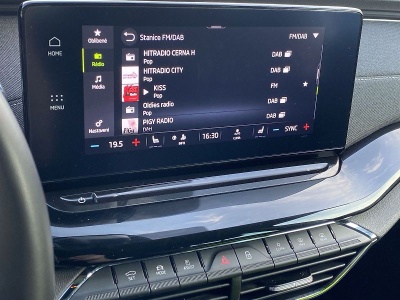 Škoda Octavia (2022) Combi 1.5 TSI Style+ - fotka 12 z 38