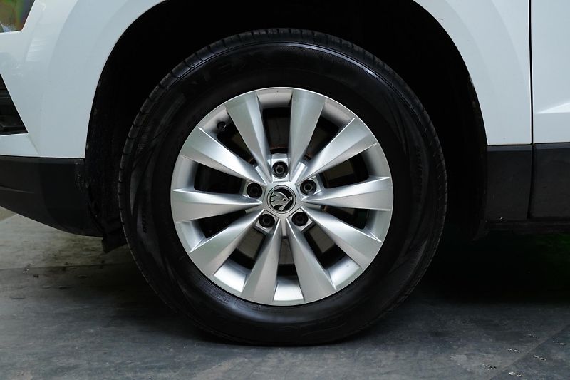 Škoda Karoq - fotka 10 z 25