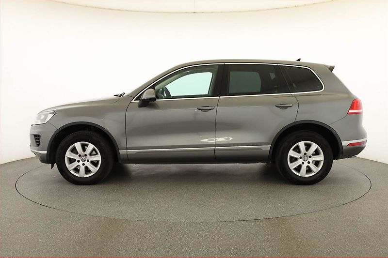 Volkswagen Touareg (2017) 3.0 TDI - fotka 3 z 17