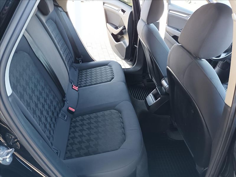 Audi A3 1,2 TFSI,77KW,KLIMA,PARKING - fotka 21 z 35