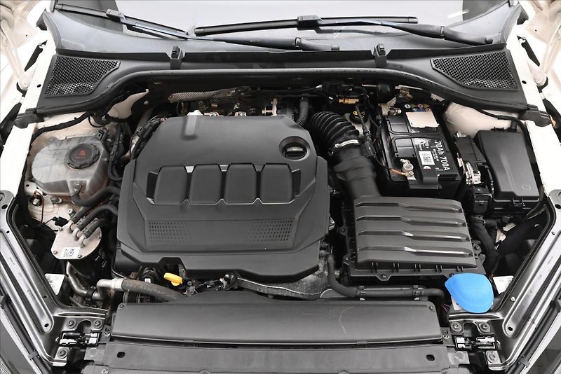 Škoda Octavia 2,0 TDI 110kW DSG Ambition Zár - fotka 9 z 30