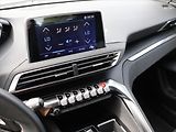Peugeot 3008 1,2 96kW Active Pack DPH CZ - náhled 18