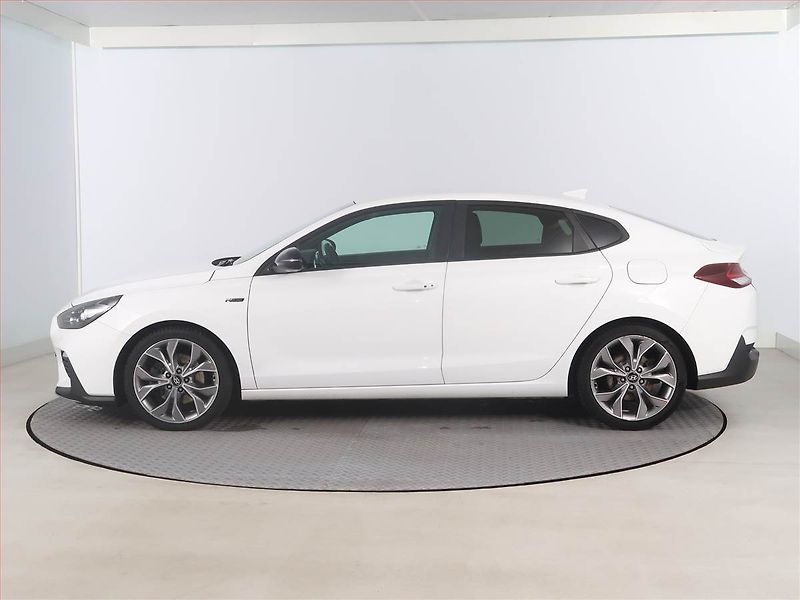 Hyundai i30 (2020) N-Line 1.4 T-GDI, Automat, ČR - fotka 3 z 18