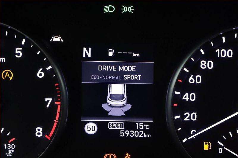 Hyundai i30 (2021) N-Line 1.5 T-GDI MHEV - fotka 11 z 17