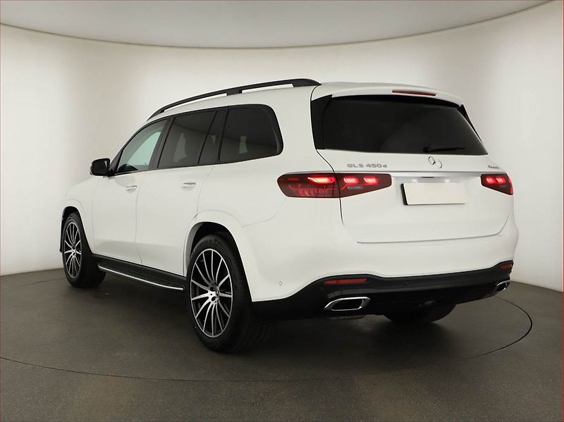 Mercedes-Benz GLS (2025) 450 d 4MATIC, 7Míst - fotka 4 z 25
