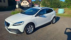 Volvo V40 (2017) Cross Country, nez. topení, TZ - fotografie inzerátu