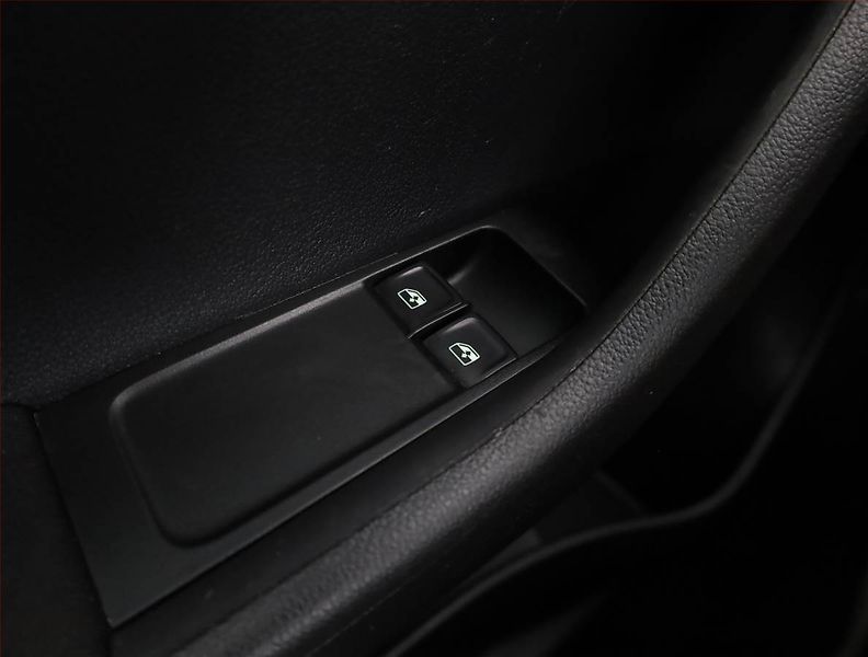 Škoda Fabia (2018) Ambition 1.0 TSI, Serv.kniha - fotka 14 z 16