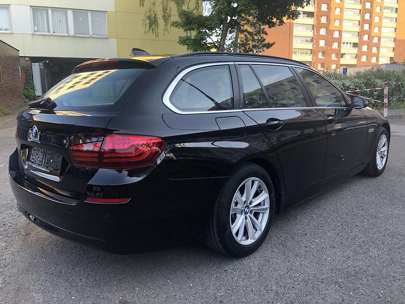 BMW Řada 5 (2015) 518d Touring NAVI velmi pěkný - fotka 2 z 76