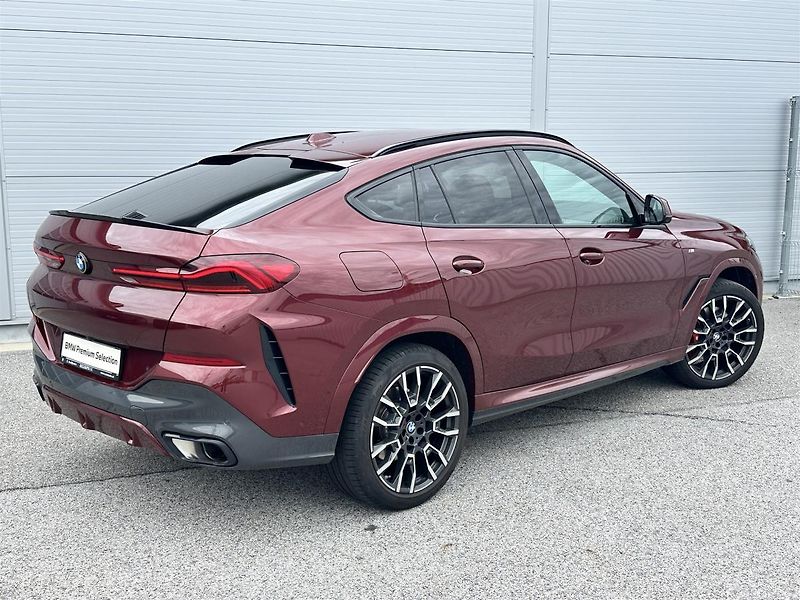 BMW X6 xDrive40d - fotka 2 z 22
