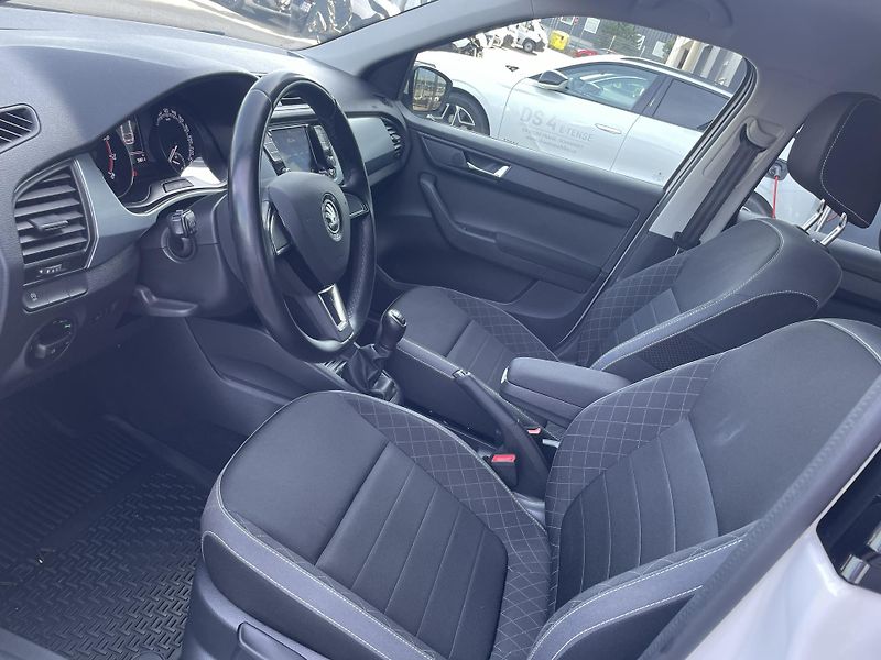 Škoda Fabia AMBITION 1.0 TSI 81 kW  - fotka 10 z 20