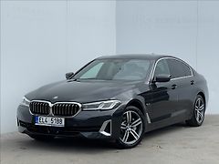 BMW Řada 5 2,0 530e xDrive A8 Luxury Line - fotografie inzerátu