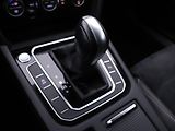 Volkswagen Passat 2,0 TDI 140kW DSG Elegance DPH - náhled 29