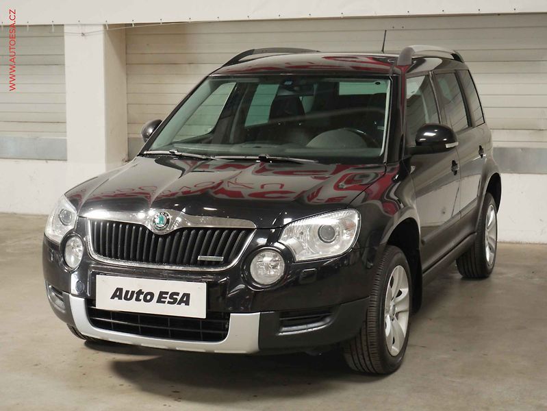 Škoda Yeti (2013) 1.6 TDi, xenon, autoAC - fotka 3 z 21