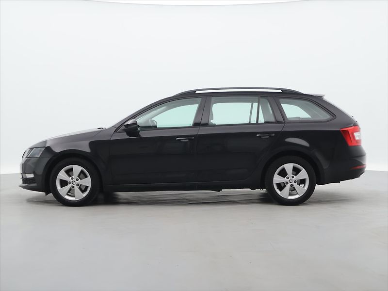 Škoda Octavia 1,5 TSI 110kW Ambition DSG CZ - fotka 4 z 28