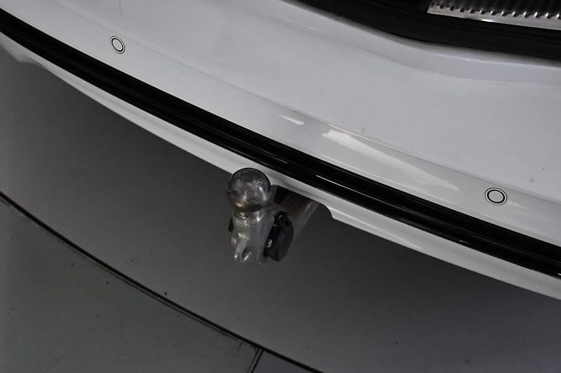 Ford Mondeo (2020) 2.0 140 KW LED ACC SONY Tažné - fotka 27 z 41