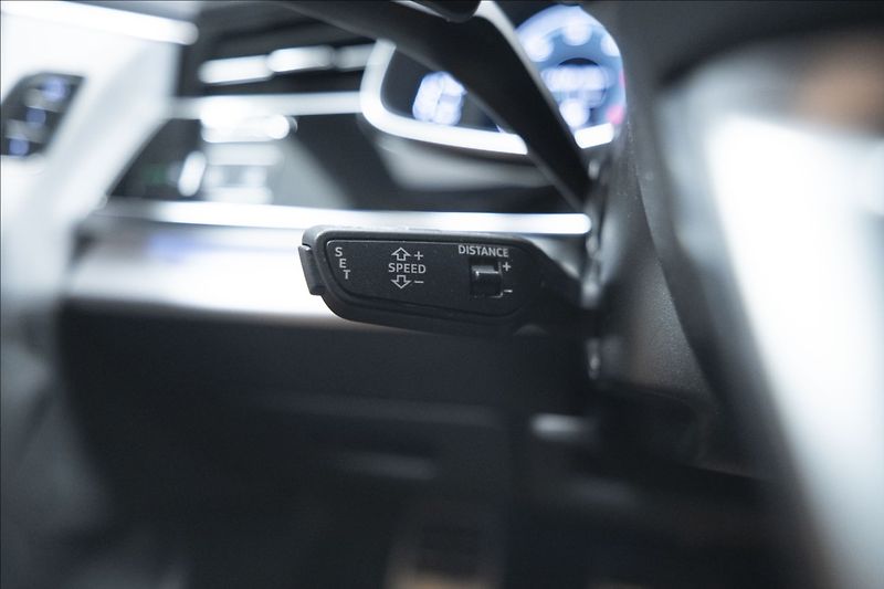 Audi Q7 3,0 TDI QUATTRO S-LINE ČR - fotka 26 z 45