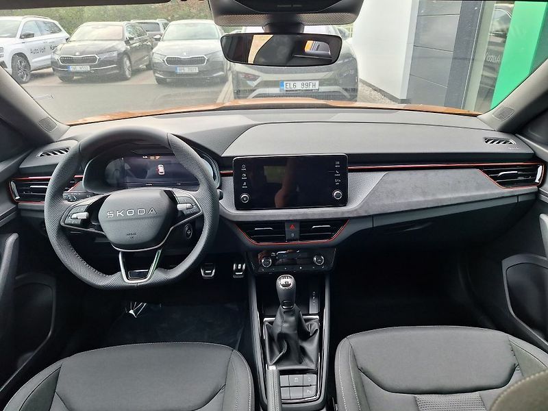 Škoda Kamiq Dynamic 1,5TSI 110kW - fotka 11 z 11