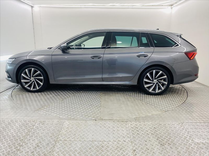 Škoda Octavia 2,0 TSI 140kW DSG 4x4 Style Pl - fotka 3 z 29
