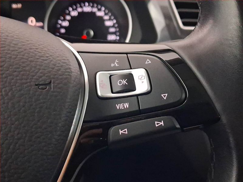 Volkswagen Tiguan (2020) 1.5 TSI - fotka 16 z 20