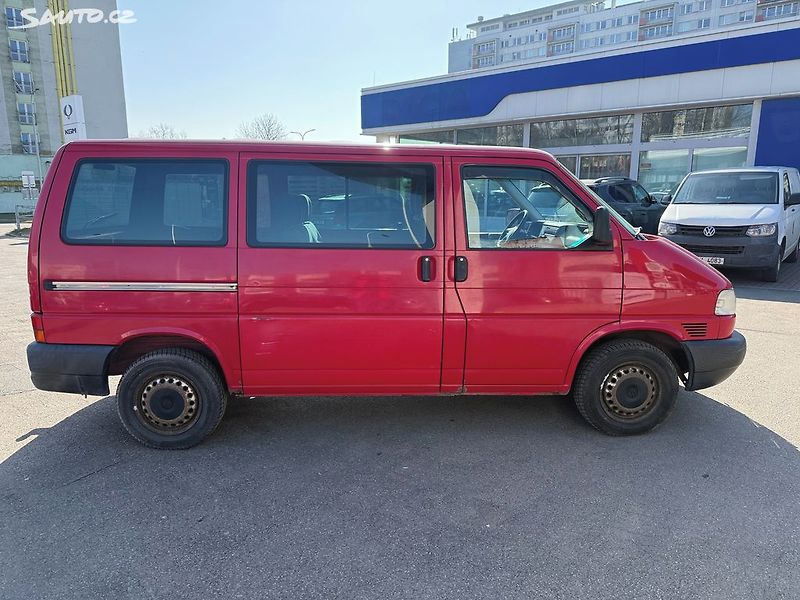 Volkswagen Transporter 2.5 TDi 75kw koupeno v CZ - fotka 5 z 15