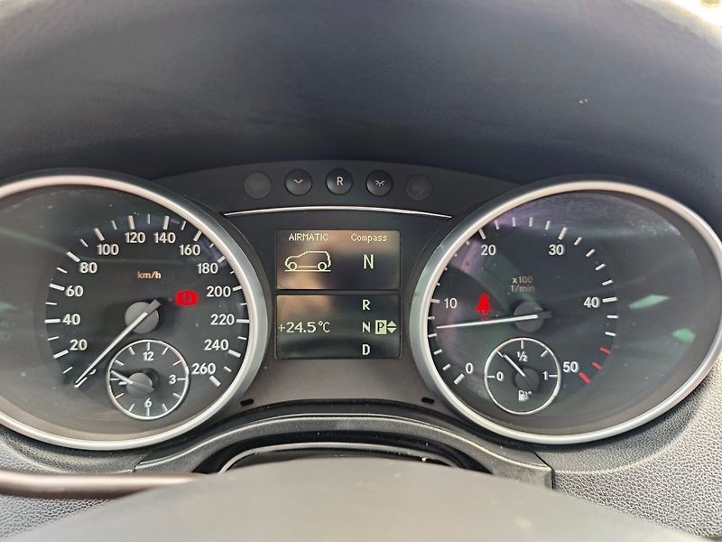 Mercedes-Benz Třídy M (2006) 320CDi 4Matic AirMatic nové ČR - fotka 19 z 47