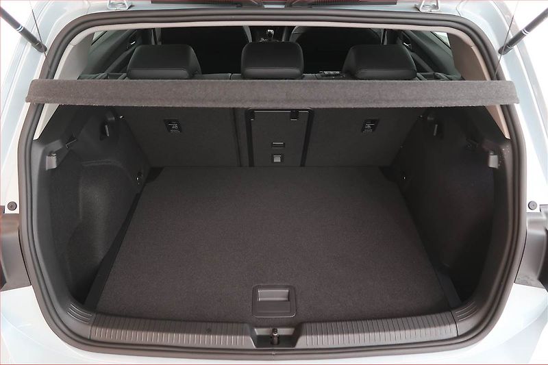Volkswagen Golf (2025) 1.5 TSI, 1.Majitel, DPH - fotka 13 z 20