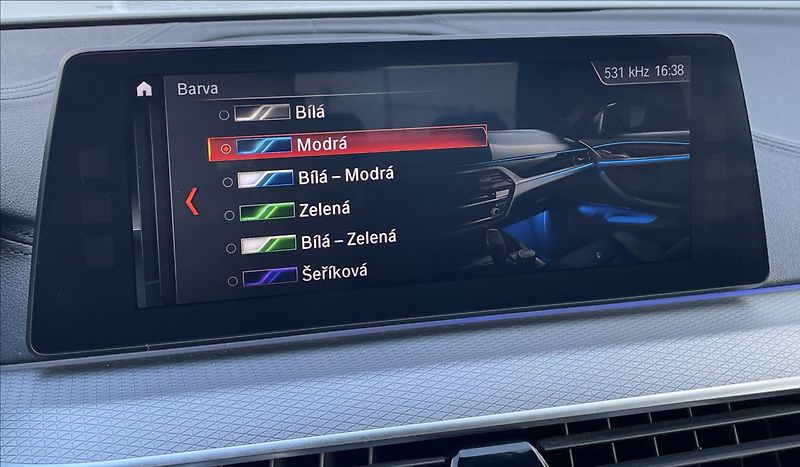 BMW Řada 5 3,0 D,530 xDrive,195kW,M-PACKE - fotka 24 z 34