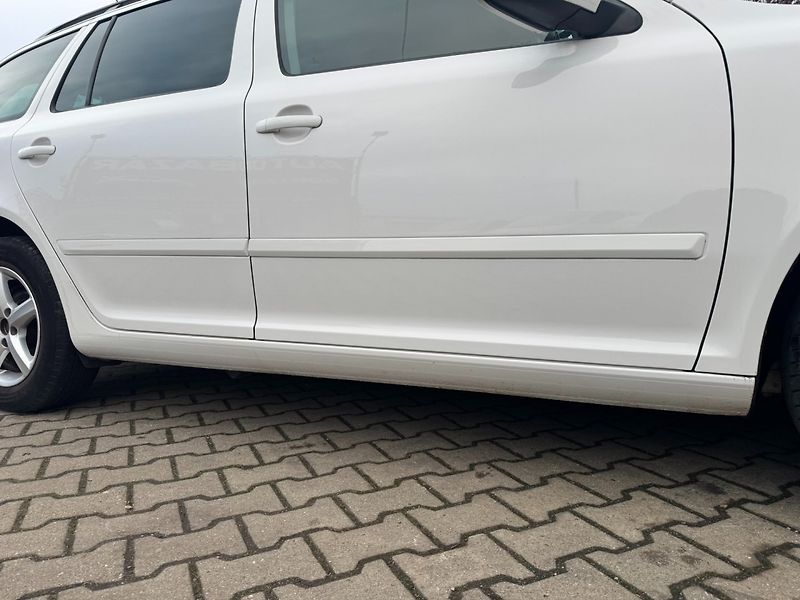 Škoda Octavia (2011) 1,2 TSI 77 KW 2. MAJ STK SK - fotka 18 z 50