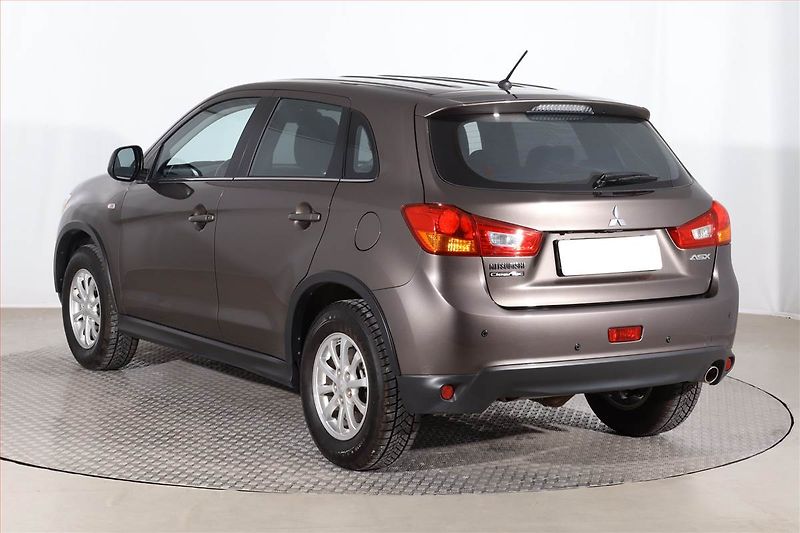 Mitsubishi ASX (2015) 1.6 MIVEC, Serv.kniha, Navi - fotka 4 z 20