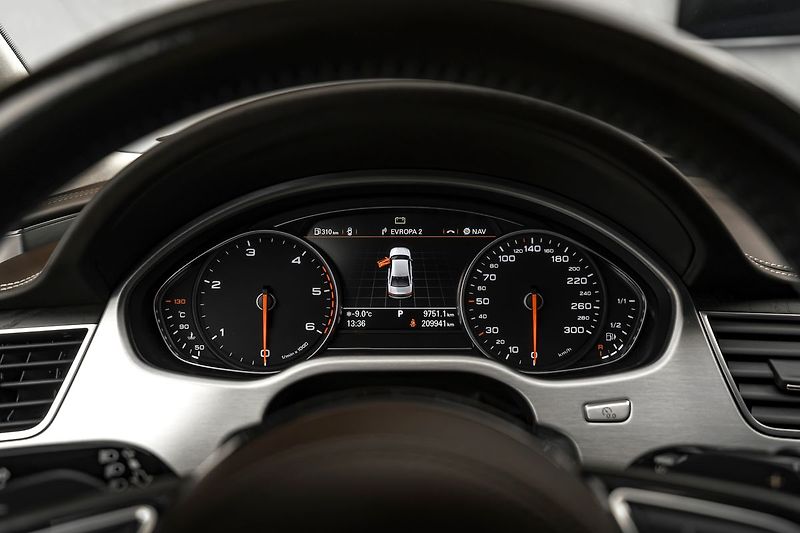 Audi A8 4,2 TDI quattro, Design - fotka 25 z 27