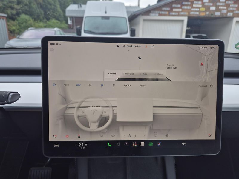 Tesla Model Y RWD 220kw TZ 92,5 % - fotka 31 z 48